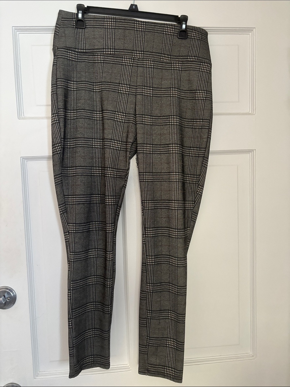 Apt 9 Plaid Pull-On Women's Pants - Black/Grey L